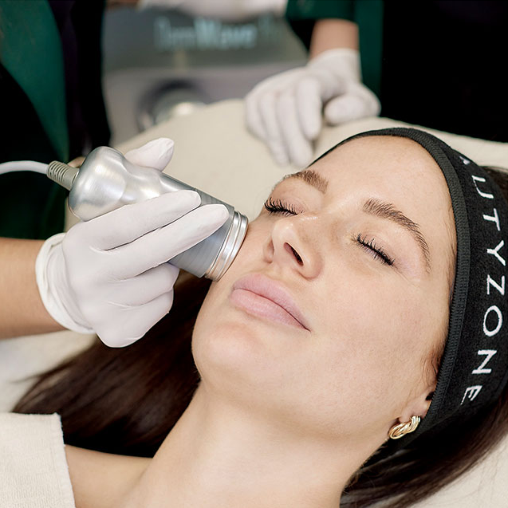 Hydrafacial DermWave BEAUTYZONE KEMPTEN Hydrafacial DermWave BEAUTYZONE KEMPTEN